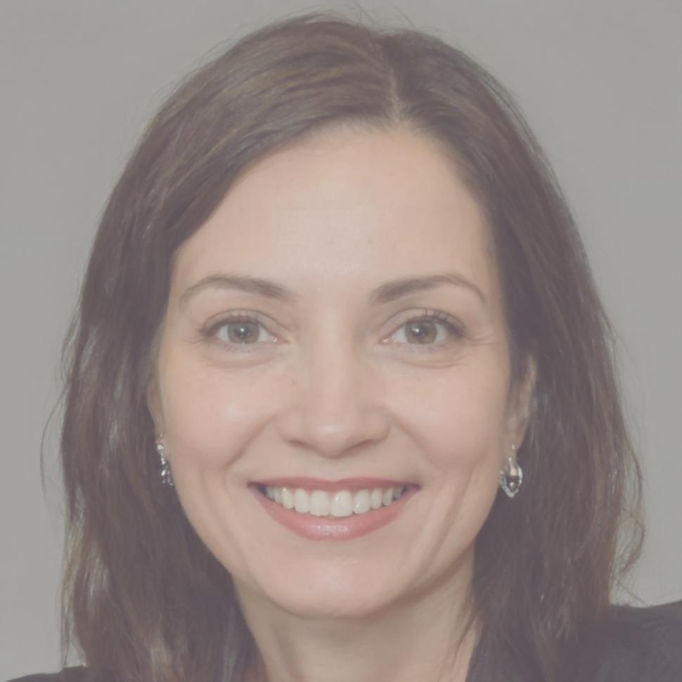 Retrato profesional de Nerea Ibáñez, directora de programas educativos